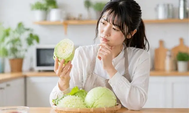 キャベツが苦い原因は農薬？安全か見分けるチェック方法